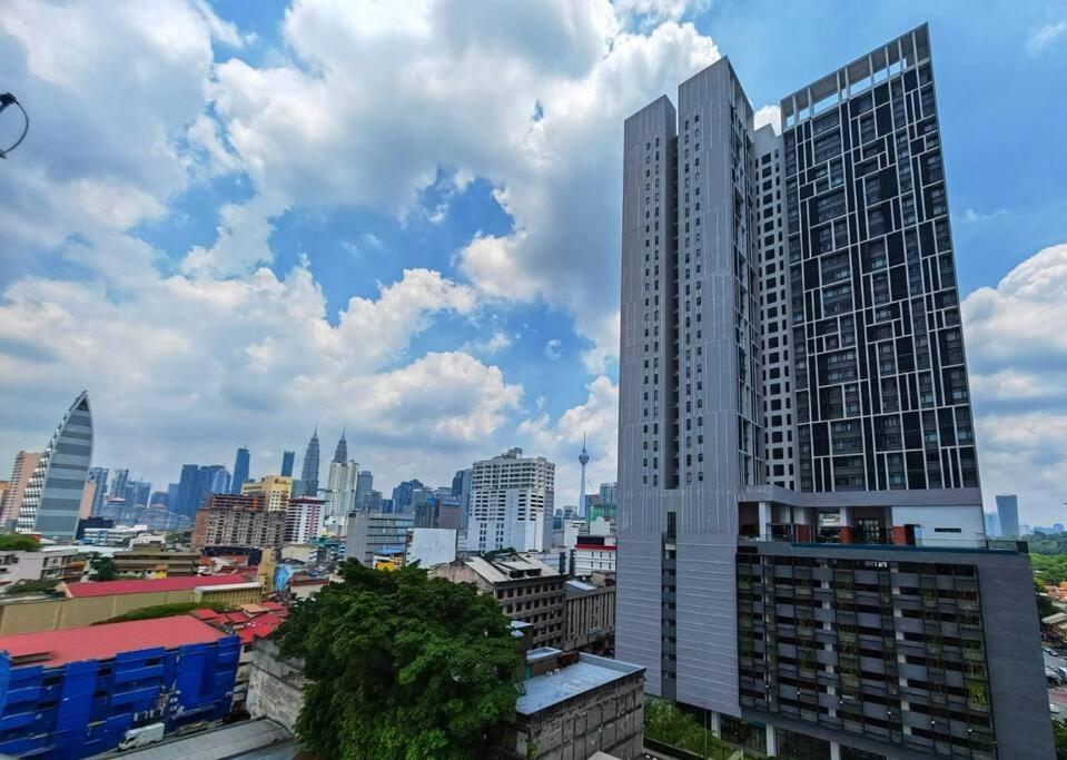 In New Pangsapuri Kuala Lumpur
